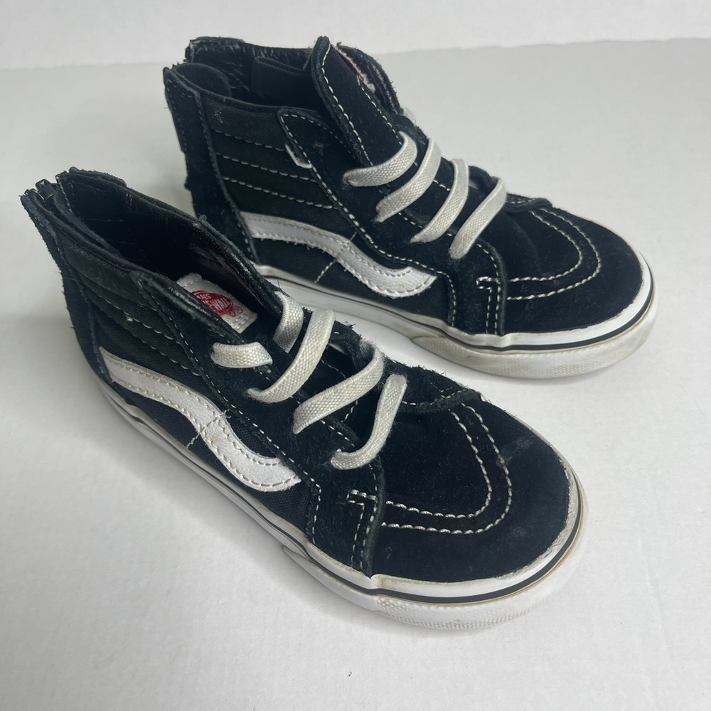 Girls Vans off the wall sz 8.5 US toddler SKT HI S
